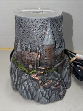Harry Potter Hogwarts Castle Wax Warmer WORKS New W/o Box